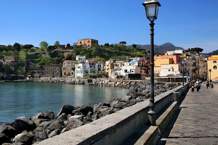 The Best of Ischia: Boat Tour Around the Island with Lunch