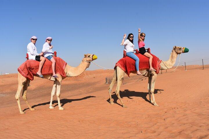Can am Maverick x3 Turbo Dubai Desert Safari BBQ e sandboarding