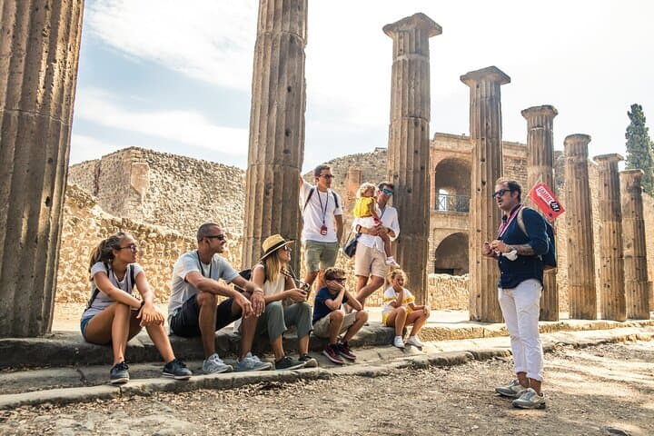 Skip-the-line Pompeii Guided Tour from Naples