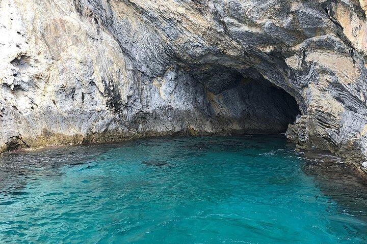 Isla Dragonera-Kreuzfahrt mit leichtem Mittagessen und Schwimmen Atalaya II