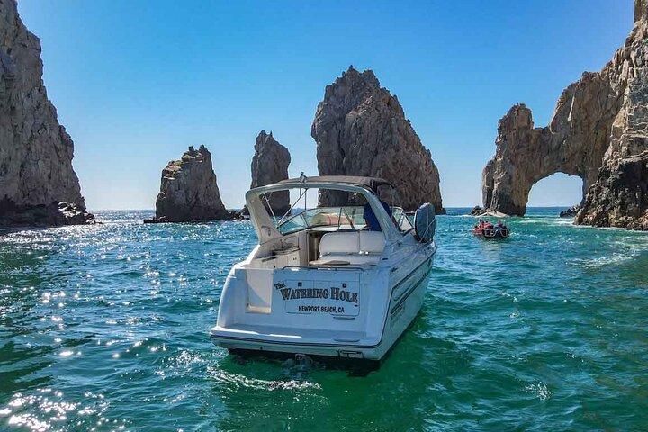 カボ サン ルーカスでのプライベート ヨット、シュノーケリング、サンセット