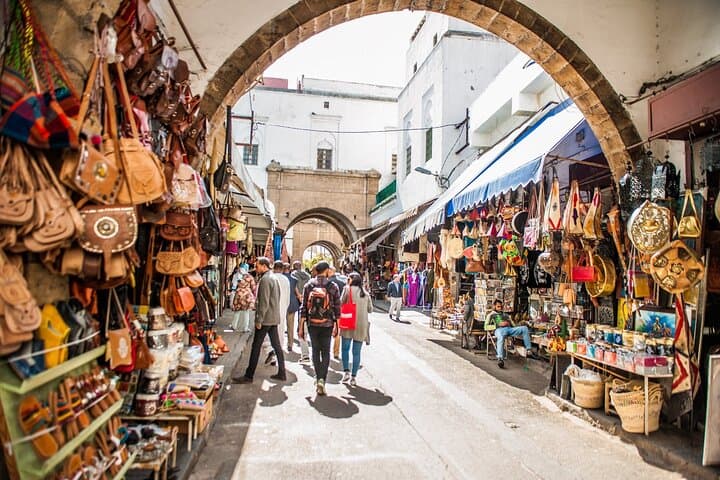 Tour of Casablanca from cruise or hotels, guided tour.