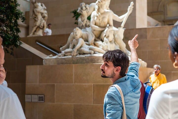 Fabuleux Guided Tour Through the Louvre Museum with Access