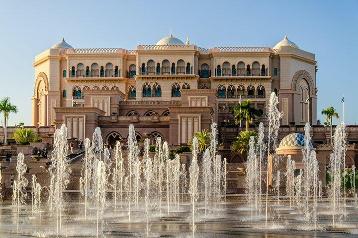 Abu Dhabi Full-Day Sightseeing Tour vanuit Dubai met een gids