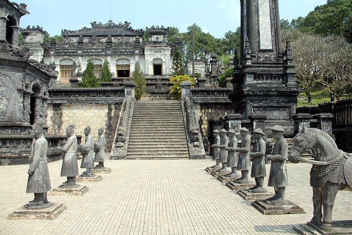Hue Imperial City Full Day Small Group Tour from Da Nang