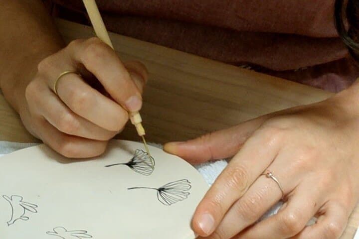 2 Hours Private Painting of Ceramics in Osaka