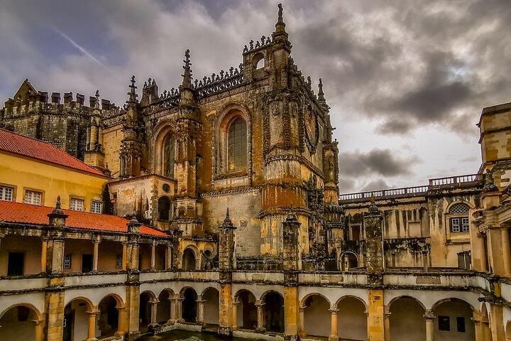 3 - Day Heritage & Faith : The Ultimate UNESCO Journey from Lisbon