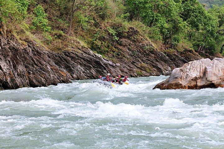 1 Nacht 2 Tage Trishuli River Rafting