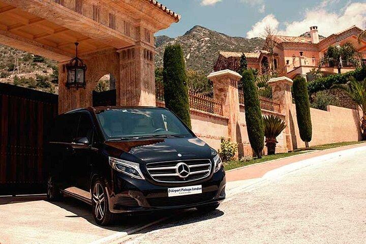 Cardiff til Heathrow private taxaoverførsler