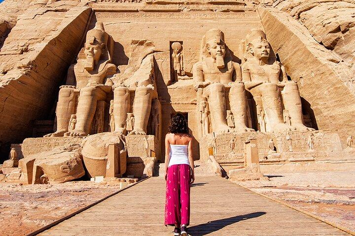 Tour privato ad Abu Simbel da Assuan
