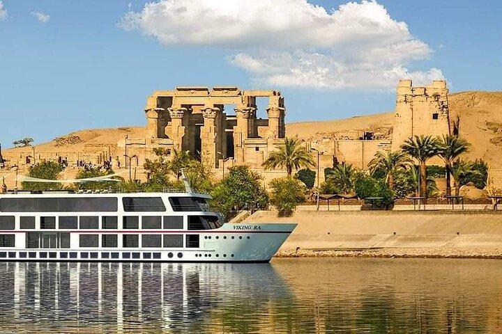 3 Noites 5* Deluxe Nile Cruise de Aswan para Luxor com Abu Simbel