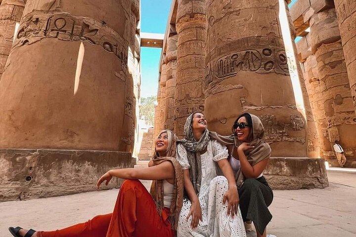 3 Noites 5* Deluxe Nile Cruise de Aswan para Luxor com Abu Simbel