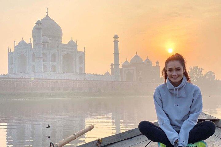 Vanuit Delhi: dezelfde dag Taj Mahal Agra en Fatehpur Sikri Tour