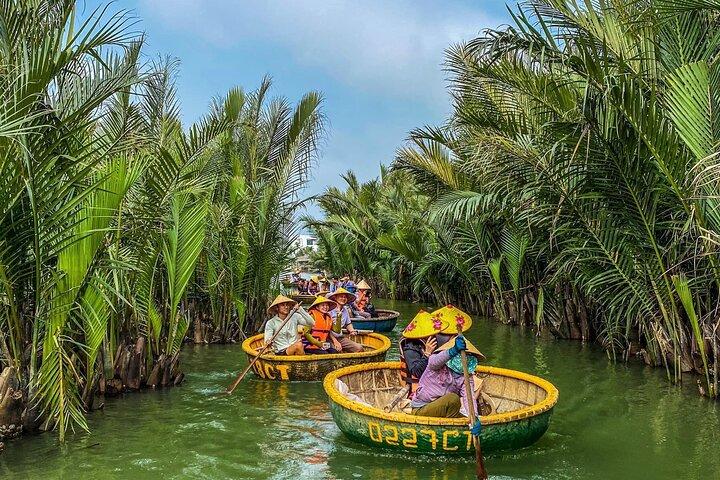 40 minutter - Basket Boat Ride i Water Coconut-skoven