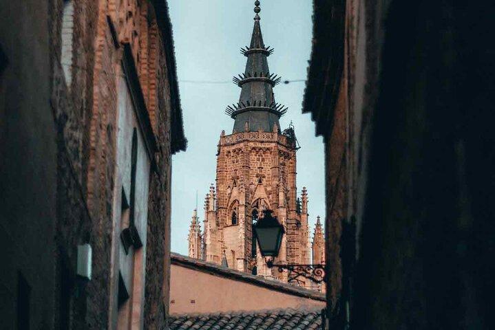 Tour privado de Toledo com Guia Oficial e Bilhetes incluídos