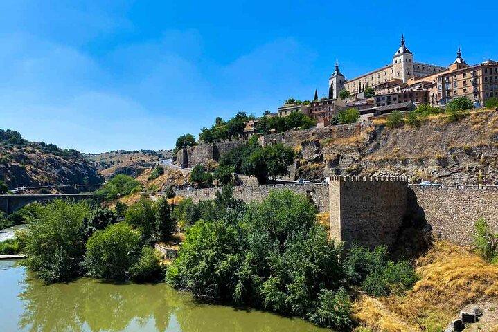 Tour privado de Toledo com Guia Oficial e Bilhetes incluídos