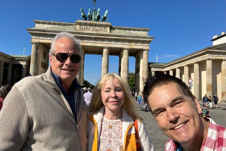 Private Taxi Tour of Berlin + Extras – Extended & Relaxed 6-8h