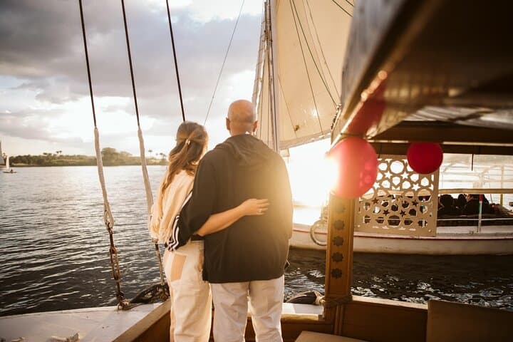 Luxury Felucca on the Nile with Lunch