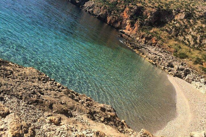 Excursiones privadas a Segesta, Erice y cata de vinos en Marsala