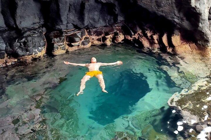 Complete Tour of Sal Island with Native Guide and Certificate