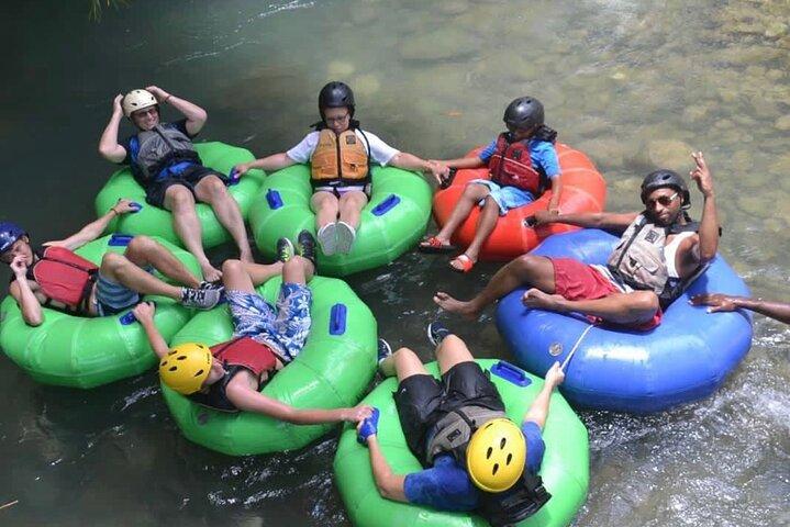Paardrijden, Blue Hole Secret Falls en River Tubing-combo