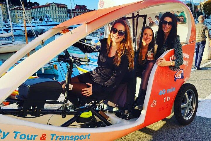 Nice: Bezoek aan Nice per elektrisch ondersteunde fietstaxi 1 uur.