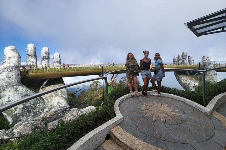 GOLDEN BRIDGE-MARBLE MOUNTAIN-MONKEY MOUNTAIN - Excursão Privada