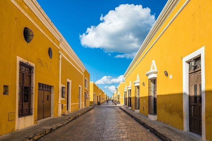Avventura nelle rovine di Chichen Itza! Cenote Ikkil e Izamal da Merida