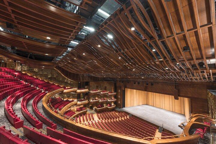Burj Khalifa + Dubai Opera Tour mit optionalem Privattransfer