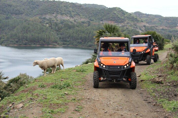Buggy-Abenteuer mit unglaublichem Blick auf das Meer und den Stausee