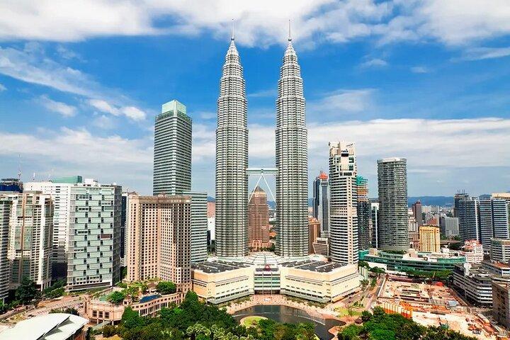 Kuala Lumpur City & Batu Caves Temple Private Tour