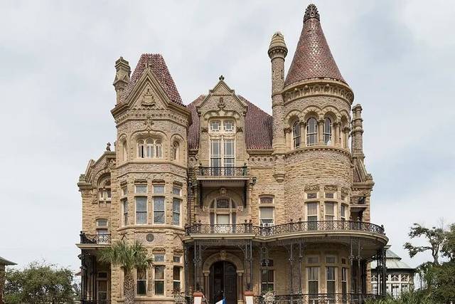 Broadway Mansions