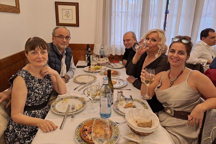 Tour de auténticas tapas valencianas con una pizca de historia