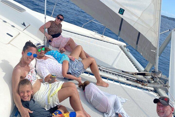 Halvdags privat segling Katamaran och Snorkeltur till St John