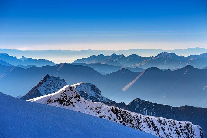Tour privato di Interlaken e Grindelwald da Zurigo