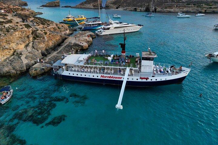 Malta Sunset Boat Tour: Crucero de Bugibba a Comino Blue Lagoon