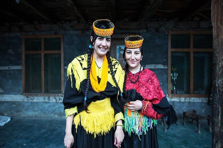 Världens unika kulturresa till Kalasha Valleys