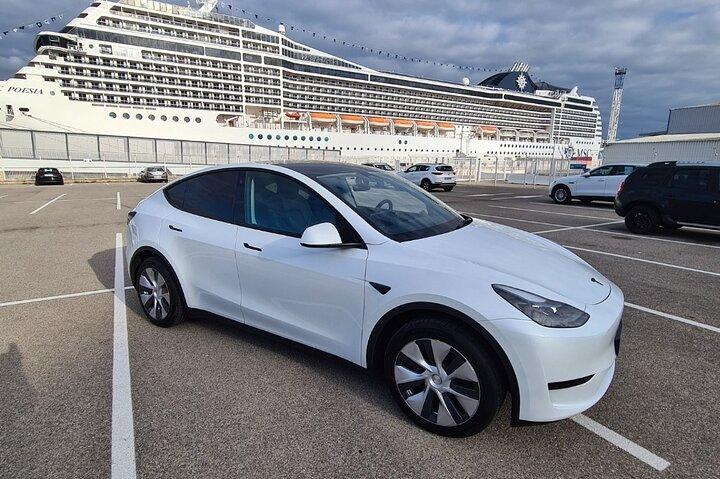 Visita privada de 5 horas da Tesla a Marselha e Cassis