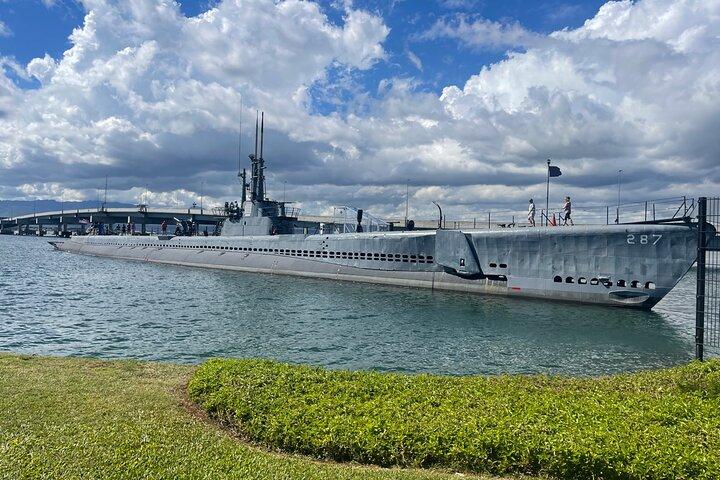 ワイキキ - パールハーバー国立記念碑間の往復シャトル