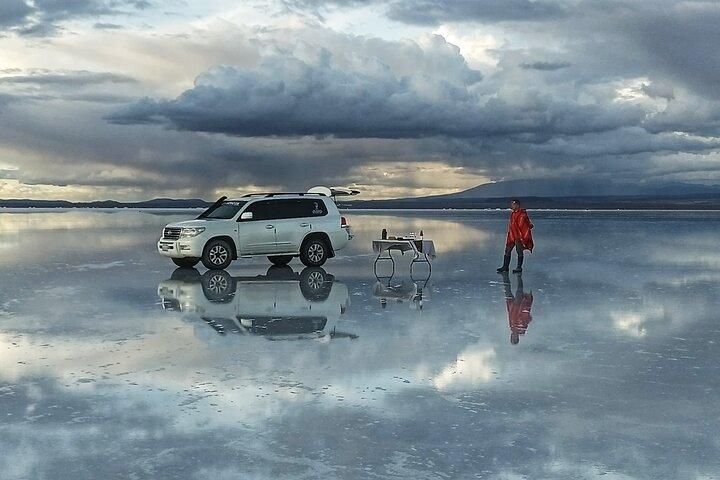 Luksus 2-dages tur fra La Paz til Uyuni Salt Flats med fly