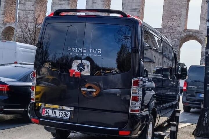 Istanbul:Private 1-Way Transfer to/from Istanbul Airport