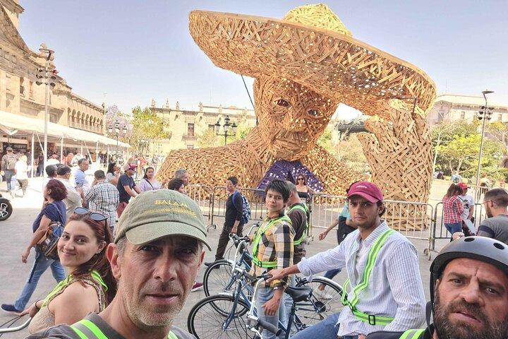 Excursão guiada de bicicleta e comida de 3 horas em Guadalajara