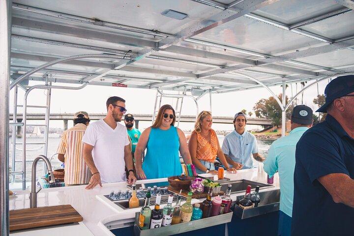 Noleggio barche a San Diego | Include capitano, equipaggio e barista!