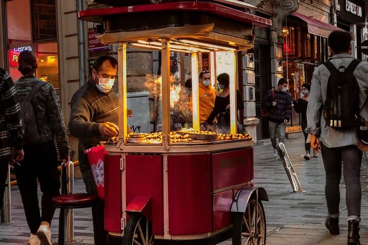 Istanbul Taksim, Istiklal, Galata Tower and Dolmabahçe Tour