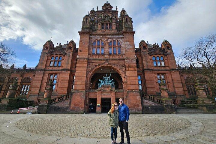 Edimburgo: Excursão de dia guiada por Glasgow em minivan de luxo