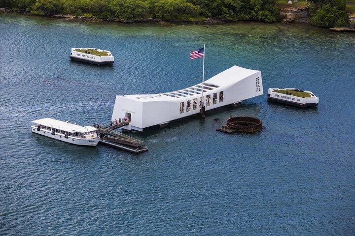 Pearl Harbor USS Arizona e USS Missouri "Private"