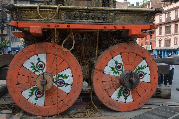 Festival Tour in Patan Rato Machhindranath Jatra 21. oder 23. April