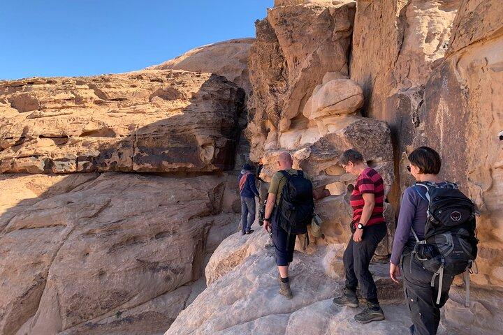 Randonnée Guidée De 2 Jours À Wadi Rum Jebal Al Hash