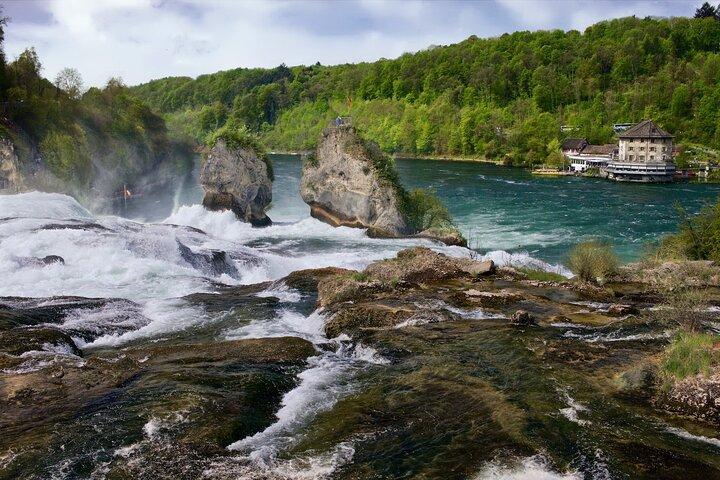 Private Magic Waterfall-Abenteuertour zum Rheinfall mit Abholung