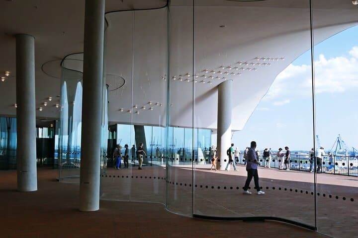 Private Elphi Plaza guided tour